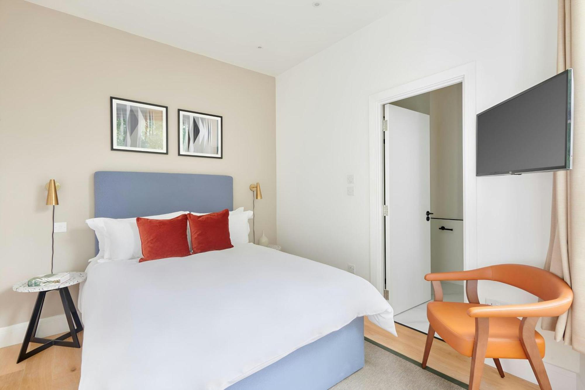 The Prince, Sonder Hotel By Marriott Bonvoy 3* London